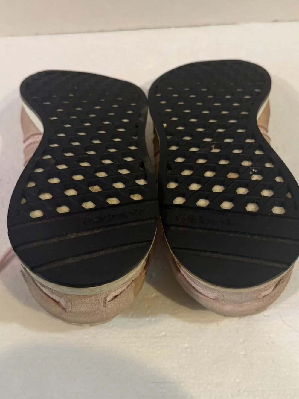 adidas I-5923 Icey Pink Men's Size 10.5 Low Top Lace-Up Sneakers D96609   Solid